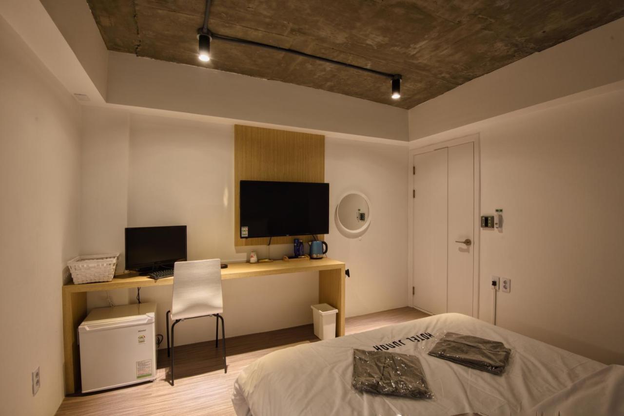 Hotel Junoh Сеул Екстериор снимка